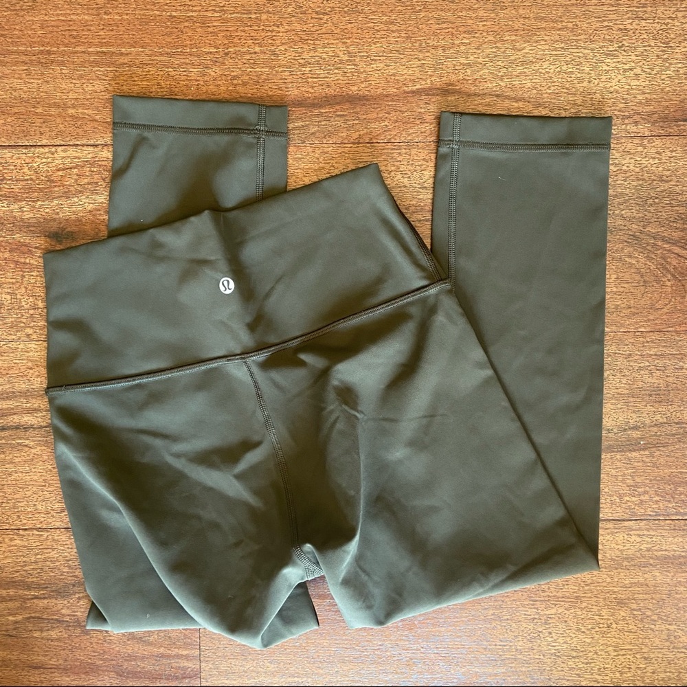 women’s lululemon legging